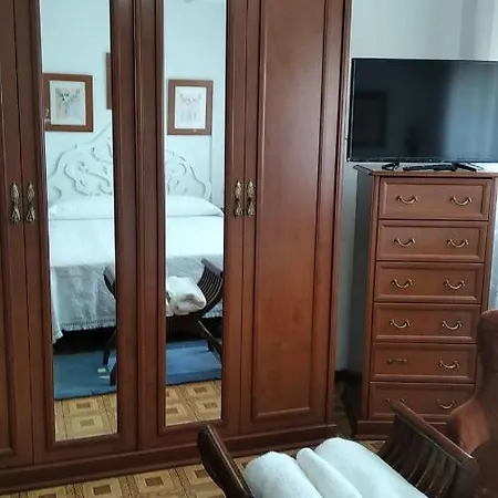 Casa Divina Elias Sixto Pampin * Cee